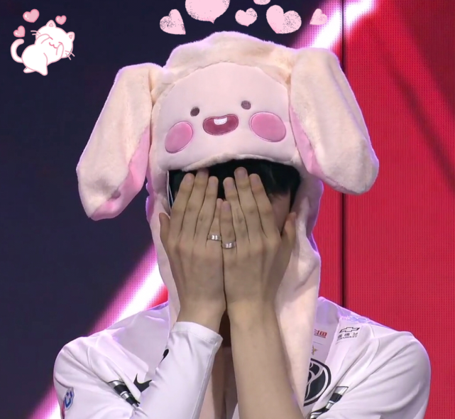 爱游戏-TheShy回归赛场，高光表现首场状态亮眼，拜仁观众沸腾！的简单介绍